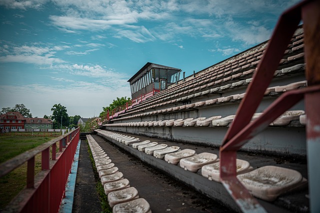 美国优先 美国优先