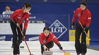 终占据优势 终占据优势